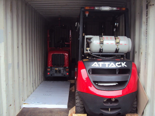 LPG Forklift 2